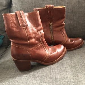 Frye boots Midcalf
